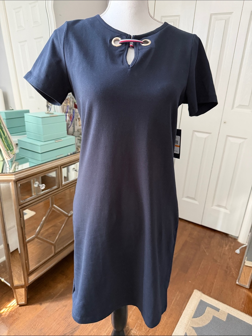 Tommy Hilfiger Navy Short Sleeve Keyhole A-line Tee-style Mini Dress Small ❤️